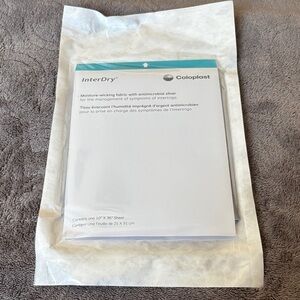Coloplast InterDry Moisture-Wicking Sheet Intertrigo